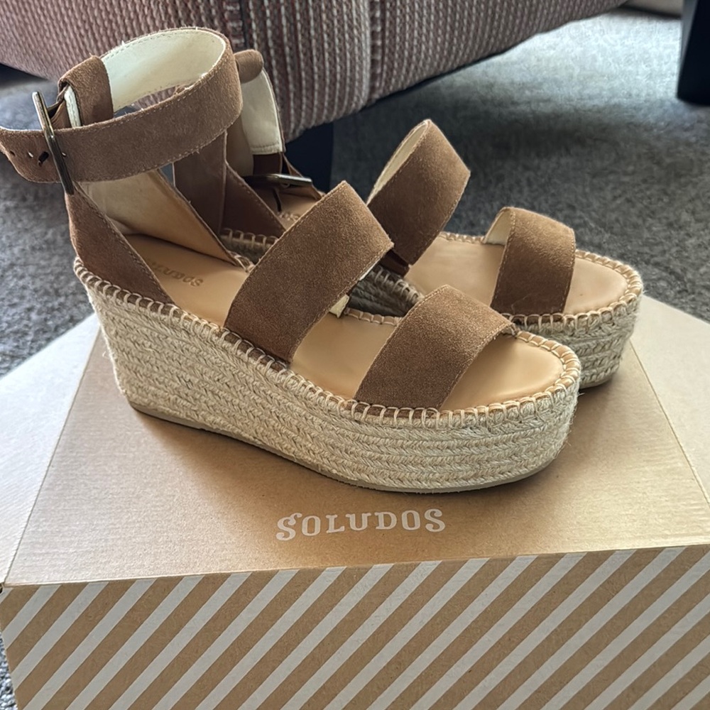 Soludos Women's Brown Wedge Sandals